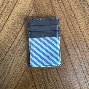 Magic wallet/card holder